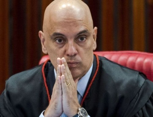 131 delegados da PF encaminham notícia-crime contra Moraes à PGR