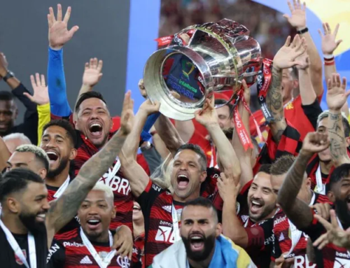 Copa do Brasil no Maracanã é marcada por invasão de torcedores e vitória do Flamengo.