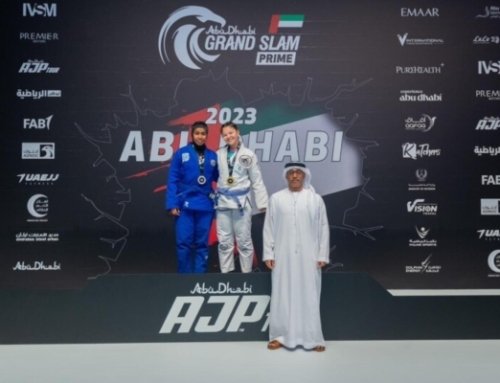 Jovem de 15 anos, moradora de Itaboraí, conquista bicampeonato no Abu Dhabi Grand Slam de Jiu-jitsu 2023.