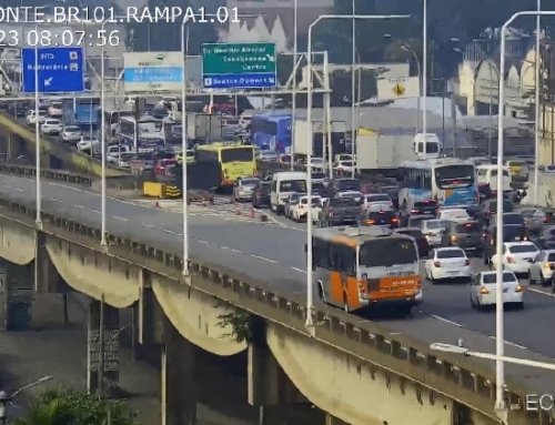 Caos no trânsito: Niterói é atingida por crescente número de congestionamentos na Ponte Rio-Niterói.