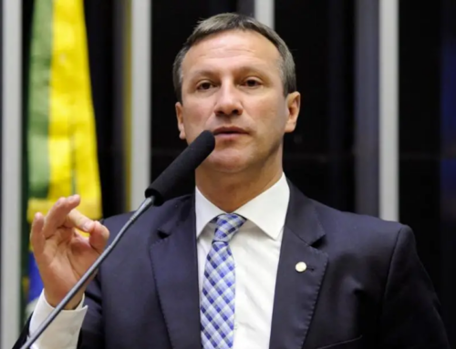 Sanderson pede à PGR prisão preventiva de Lulinha por suposta ligação com escândalo no INSS