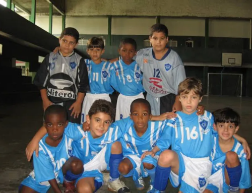 Das ruas de São Gonçalo à Copa: Vini Jr. inspira novos sonhos no Porto do Rosa