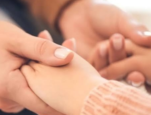 Filhos de vítimas de feminicídio poderão receber pensão especial do INSS