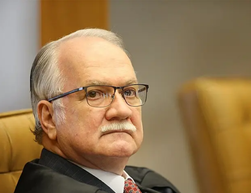 Fachin retira pedido de Moraes contra Mendonça do inquérito das fake news e amplia crise no STF