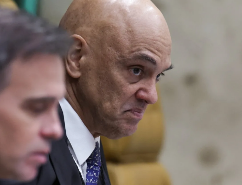 Mensagens, contrato milionário e atuação de Moraes aprofundam crise no STF